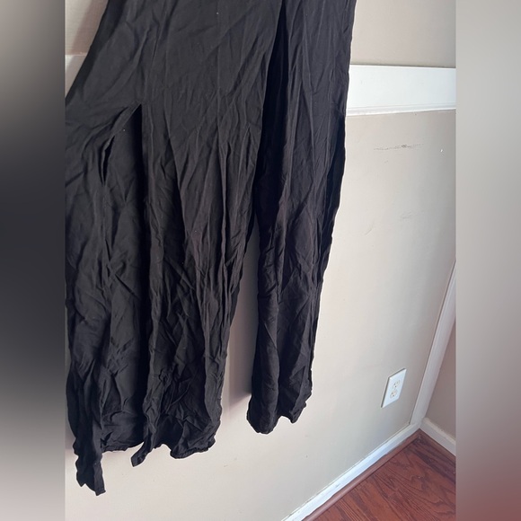JustFab Sleek Black Jumpsuit Size L - Picture 6 of 8